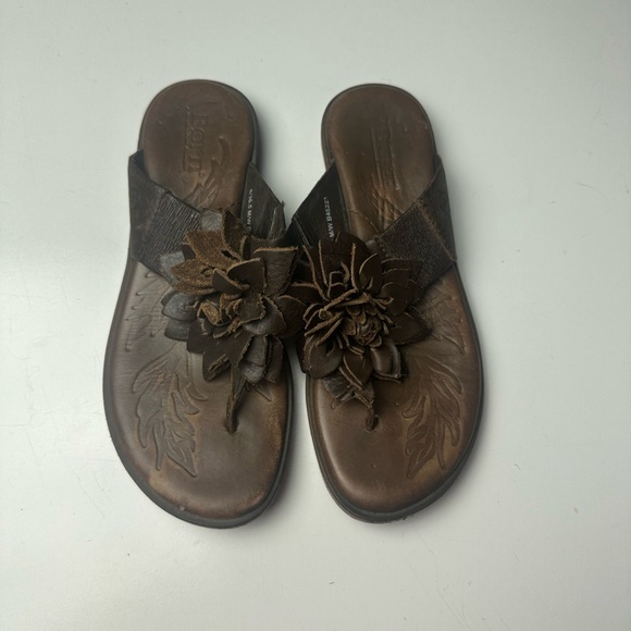 Born Astrid Brown 3-D Flower Leather Flip Flop Thong Vintage? SlipOn Sandals 6.5 - Picture 5 of 13